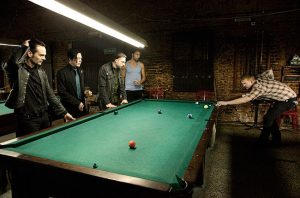 queens-of-the-stone-age-2013-650-430b