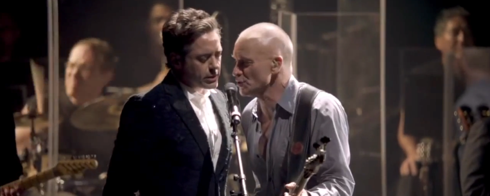 Robert-Downey-Jr-and-Sting-sing-Driven-to-Tears-at-Beacon-Theatre