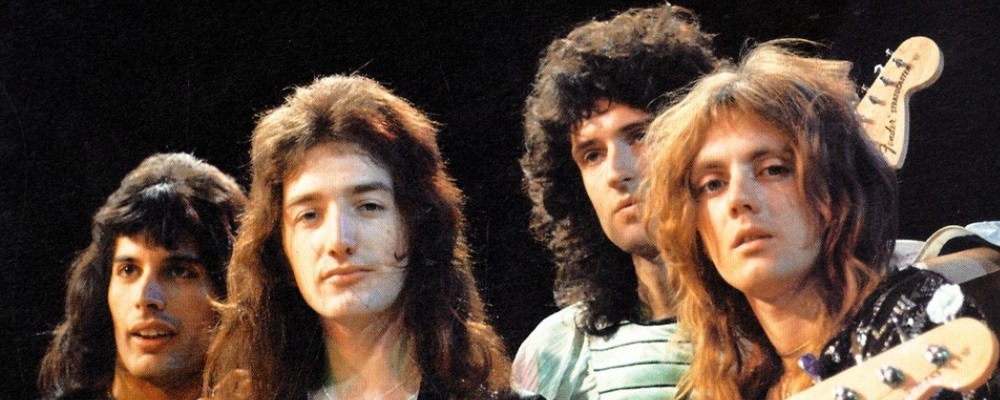 queen 1974 vertical web
