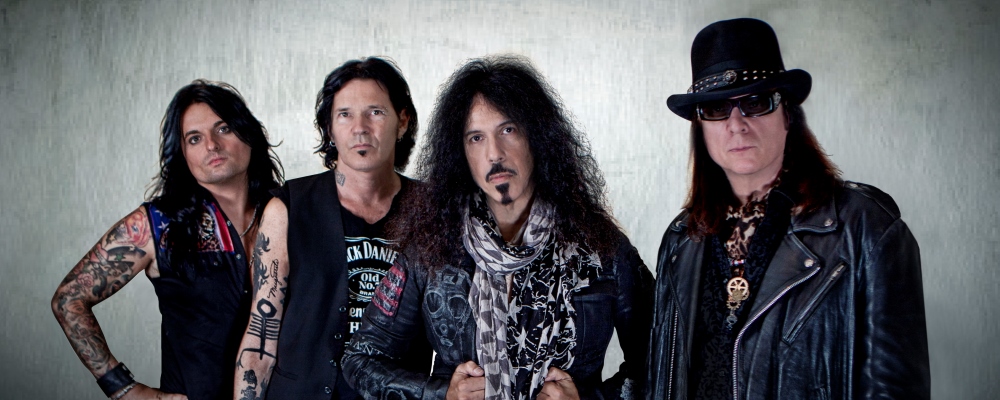 quiet riot 2014 web