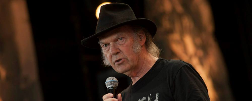 neil young farm aid 2014 web