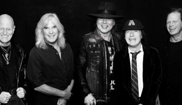 AC/DC extiende gira con Axl Rose como cantante — Futuro