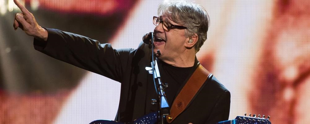 Inductee Steve Miller performs at the 31st Annual Rock and Roll Hall of Fame Induction Ceremony at the Barclays Center on Friday, April 8, 2016, in New York. (Photo by Charles Sykes/Invision/AP)