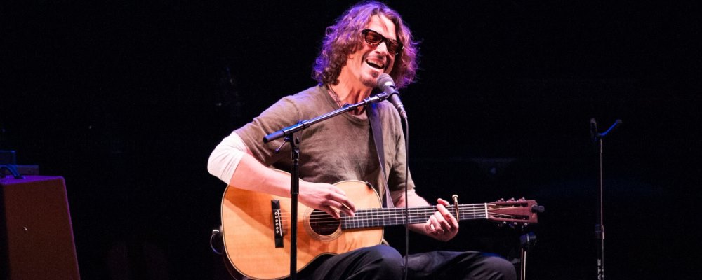 chris cornell acustico lentes web