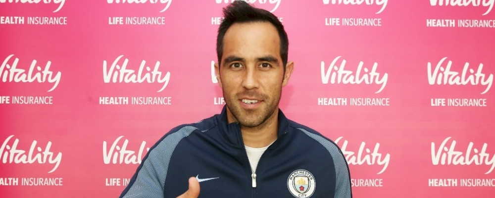 claudio bravo manchester city web