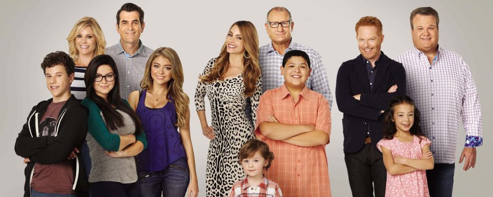 Modern Family - Series 06 Gallery Sarah Hyland as Haley, Ariel Winter as Alex, Eric Stonestreet as Cameron, Aubrey Anderson-Emmons as Lily, Jesse Tyler Ferguson as Mitchell, Julie Bowen as Claire, Ty Burrell as Phil, SofÌa Vergara as Gloria, Rico Rodriguez as Manny, Nolan Gould as Luke and Ed O'Neill as Jay. TM and © 2013 Fox and its related entities. All rights reserved. Patent Pending.