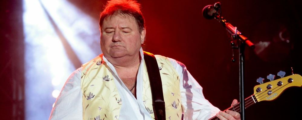 greg-lake-2010-bajo-web