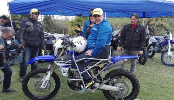 Walo Frías vuelve a subirse a una moto y comparte su experiencia con la radio del rock