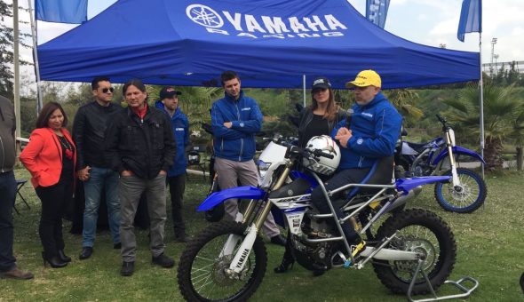 Walo Frías vuelve a subirse a una moto y comparte su experiencia con la radio del rock