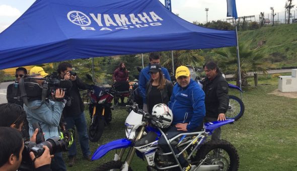 Walo Frías vuelve a subirse a una moto y comparte su experiencia con la radio del rock