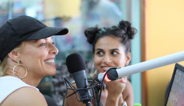 Las “Fuel Girls”, visitan Radio Futuro