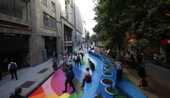Calle Bandera se transforma en un paseo peatonal y artístico