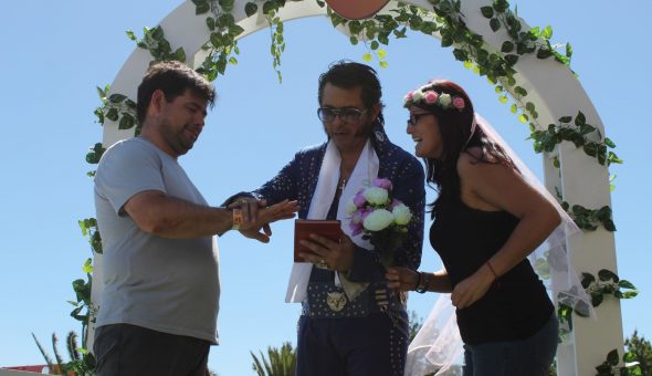 GALERÍA // Elvis, el maestro de ceremonias de la Catedral del Rock en Lollapalooza Chile 2018