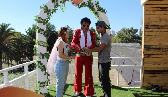 GALERÍA // Elvis, el maestro de ceremonias de la Catedral del Rock en Lollapalooza Chile 2018