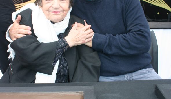 Boulevard de la Música: grandes mujeres de la música chilena son parte del primer paseo de la fama de artistas nacionales