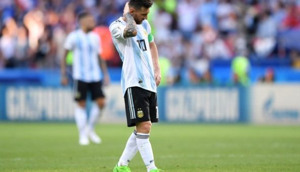 GALERÍA // Las caras de decepción de Messi con la eliminación de Argentina de Rusia 2018