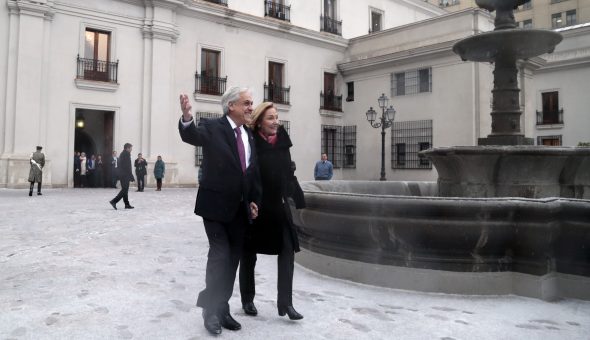 La curiosa «guerra de nieve» entre Sebastián Piñera y Cecilia Morel en La Moneda
