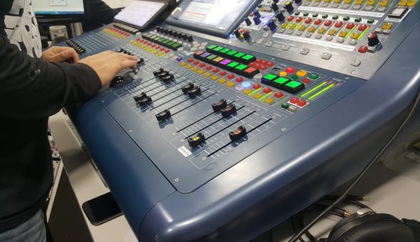 Cigarbox Man en Estudio Futuro de La Ley del Rock