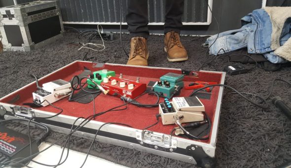 Cigarbox Man en Estudio Futuro de La Ley del Rock