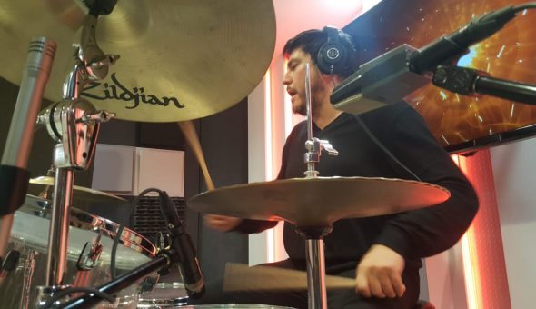 Cigarbox Man en Estudio Futuro de La Ley del Rock