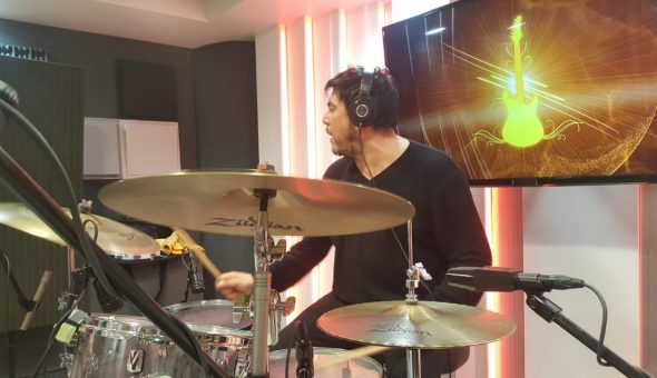 Cigarbox Man en Estudio Futuro de La Ley del Rock