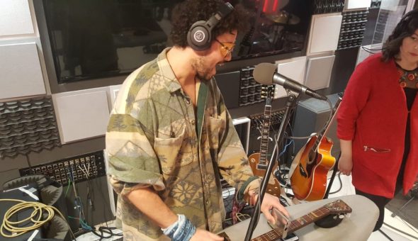 Cigarbox Man en Estudio Futuro de La Ley del Rock