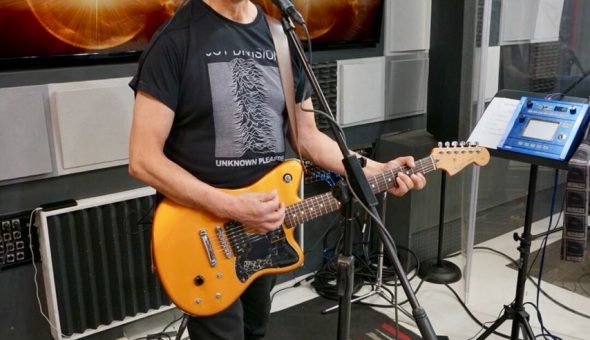 Emociones Clandestinas en Estudio Futuro de La Ley del Rock