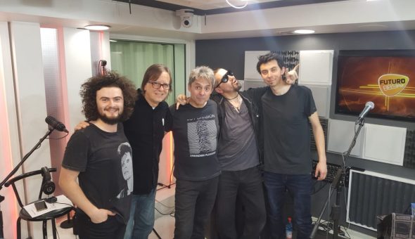 Emociones Clandestinas en Estudio Futuro de La Ley del Rock