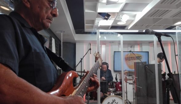 Óscar Arriagada y sus Nuevos Dixon en Estudio Futuro