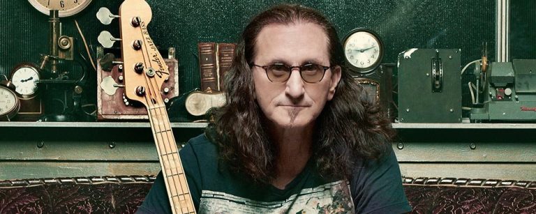 Geddy-Lee-2019-Big-Beautiful-Book-Of-Bass-press-shot-CREDIT-Richard-Sibbald-web-optimised-1000 web