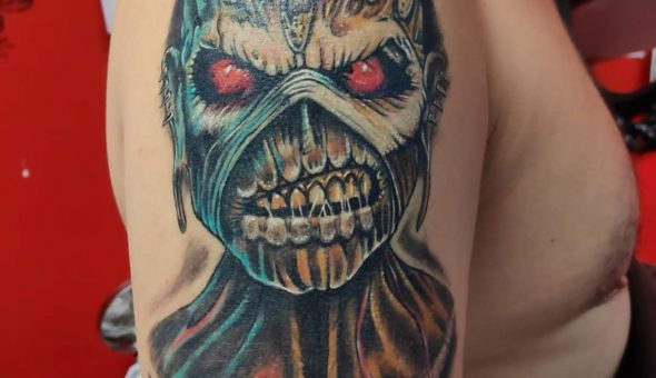 20 tatuajes brutales inspirados en «Eddie» de Iron Maiden