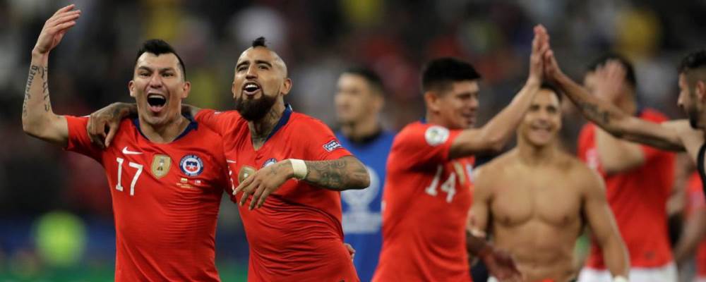 Chile La Roja corona