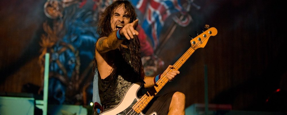 Steve Harris de la fama web