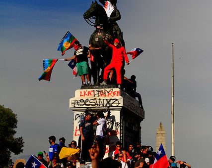 GALERÍA // Las imágenes que dejó la «Marcha más grande de Chile 2»