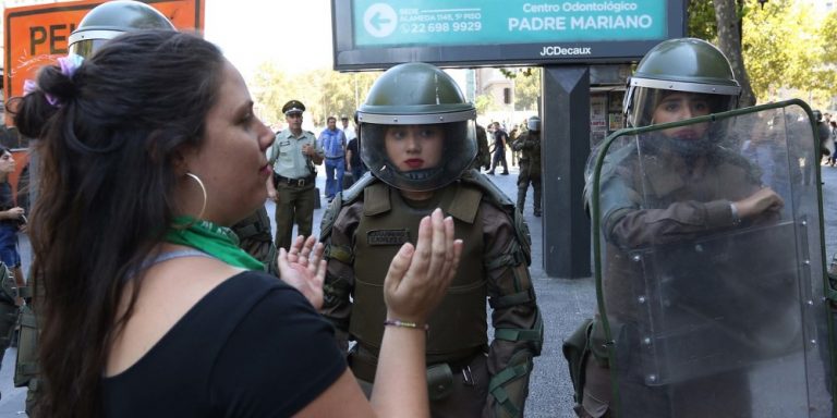 Carabineros balance 8M