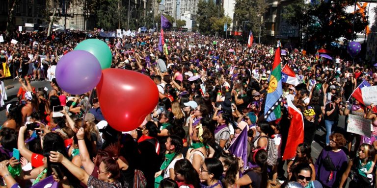 mujeres marcha 8m