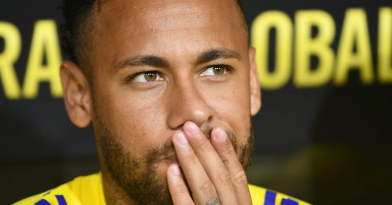Neymar demanda