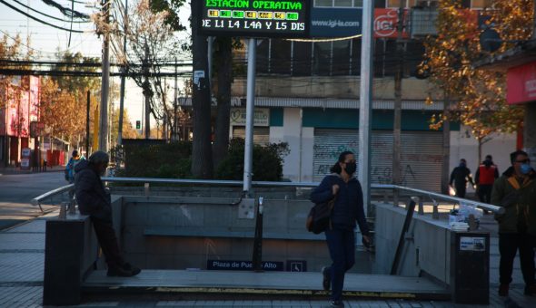 GALERÍA // ¡Sin gente! Revisa las impactantes fotografías de Santiago en cuarentena total