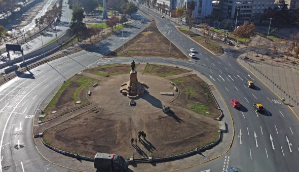 GALERÍA // ¡Sin gente! Revisa las impactantes fotografías de Santiago en cuarentena total