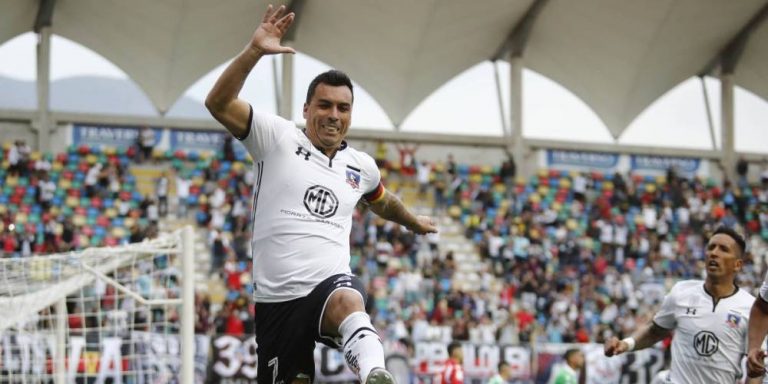 Esteban Paredes Colo Colo