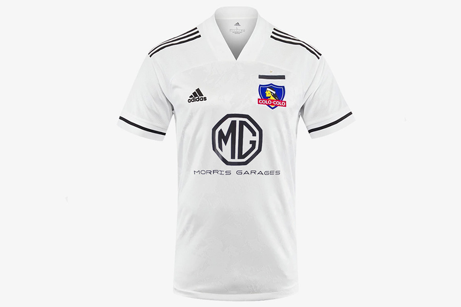 Hinchas de Colo Colo aportan posibles diseños de nueva camiseta