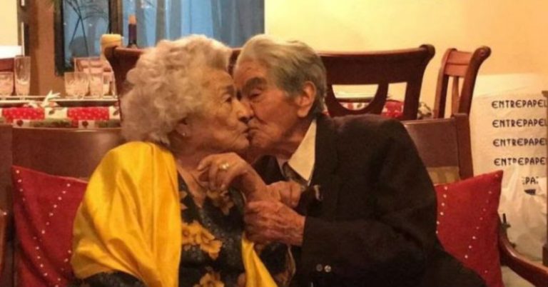 ancianos matrimonio longevo