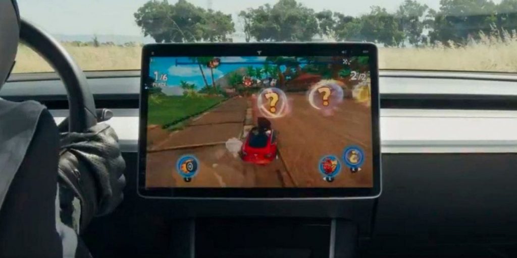 Mario Kart Tesla