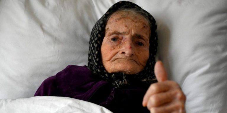 mujer 99 años Covid-19 coronavirus