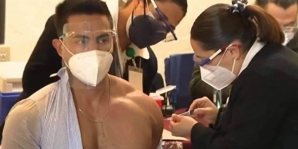 doctor musculoso Covid-19