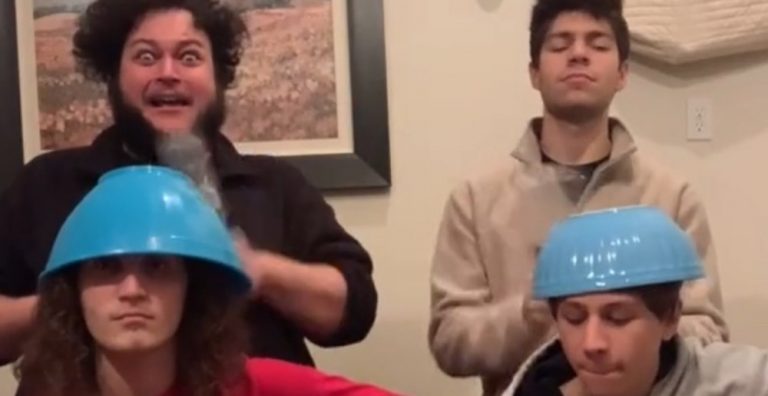 rock viral adam metal hakws