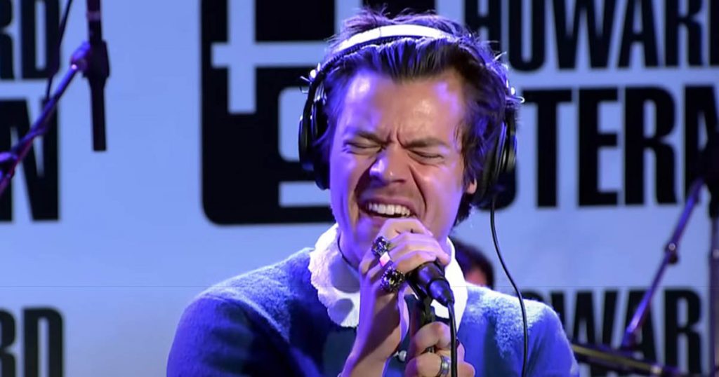 Conoce el cover de "Sledgehammer" del cumpleañero Harry Styles — Futuro
