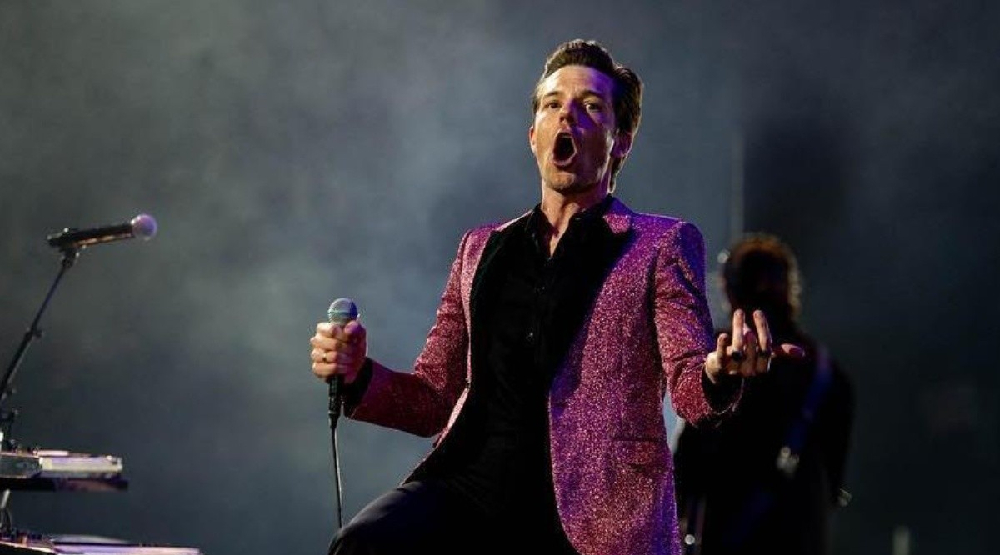 Brandon Flowers deberá someterse a cirugía tras un accidente en bicicleta