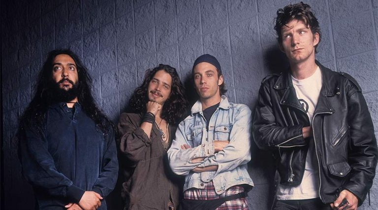 Soundgarden responde a la demanda de Vicky Cornell