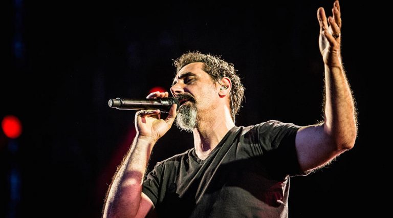 Serj Tankian lanza su nuevo EP Elasticity